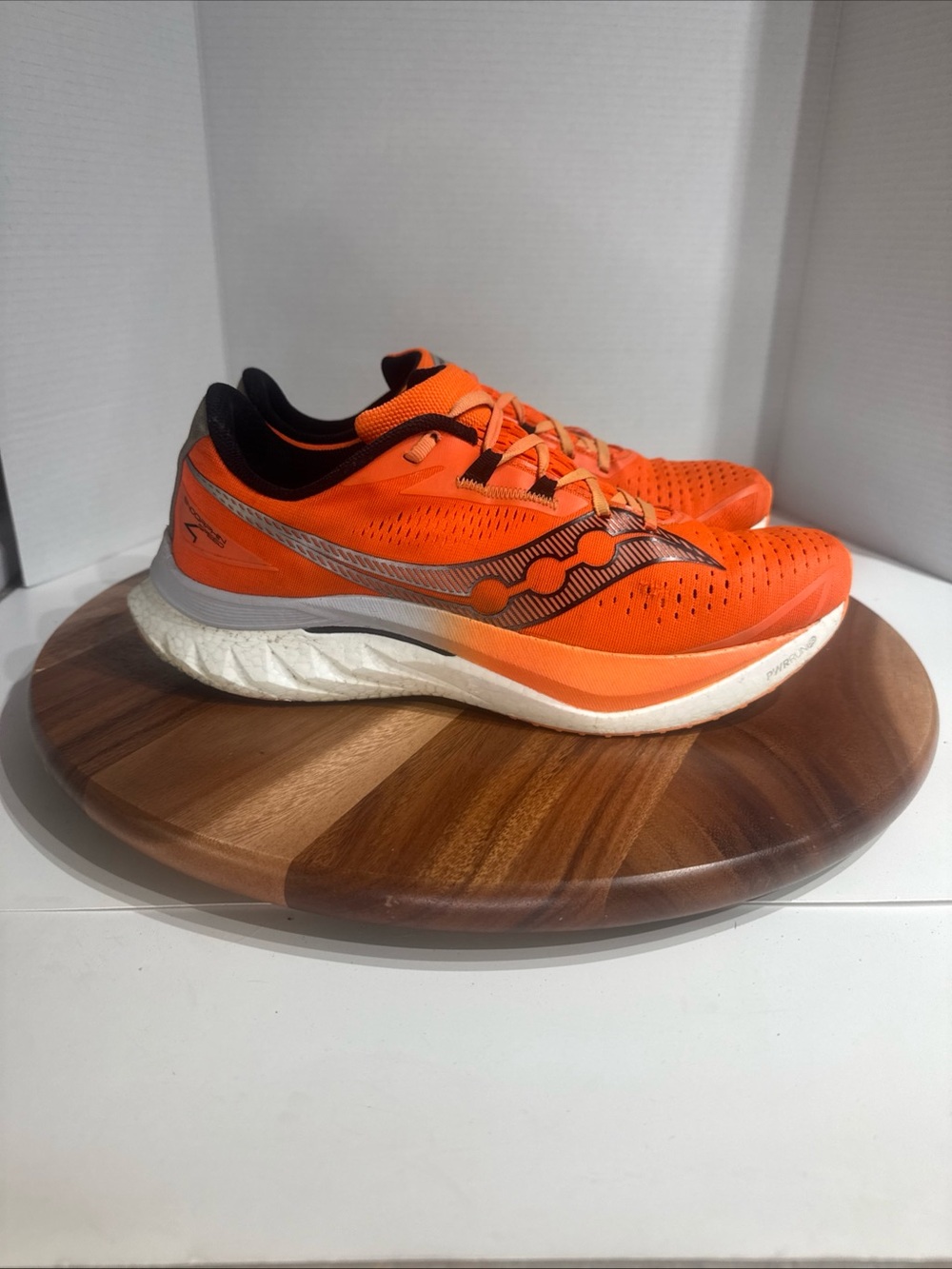 Saucony Men's Orange & Black Lightweight Running Shoes